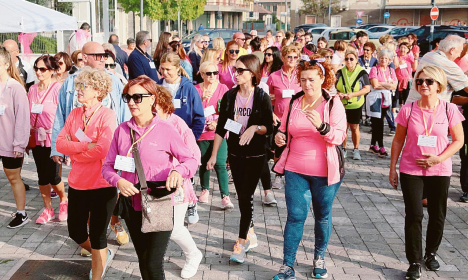 Camminata in rosa per la prevenzione