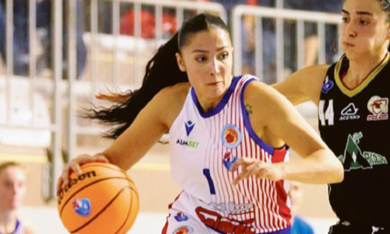 Una Rhodigium troppo mogia cade in casa