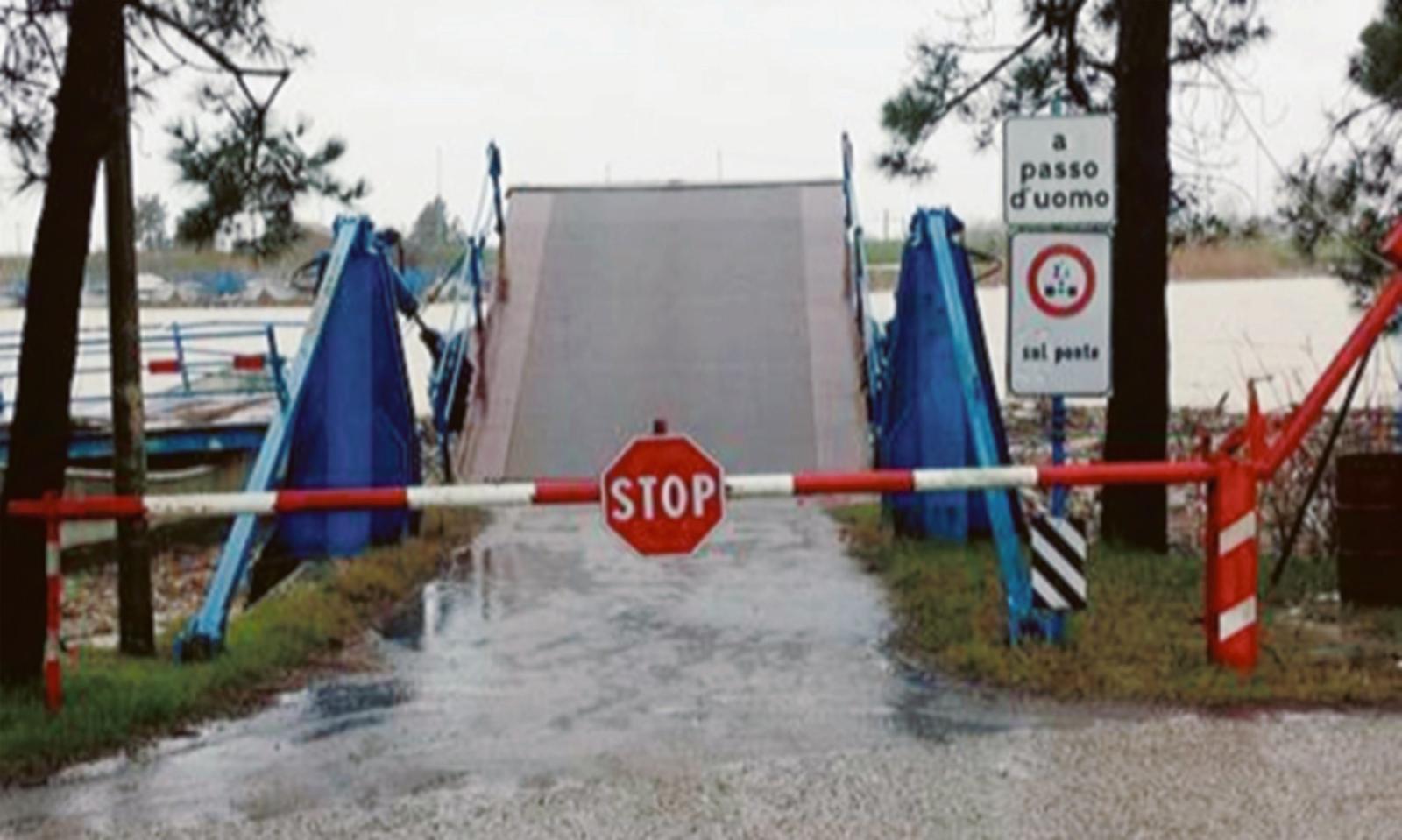 Il ponte &egrave; stato chiuso