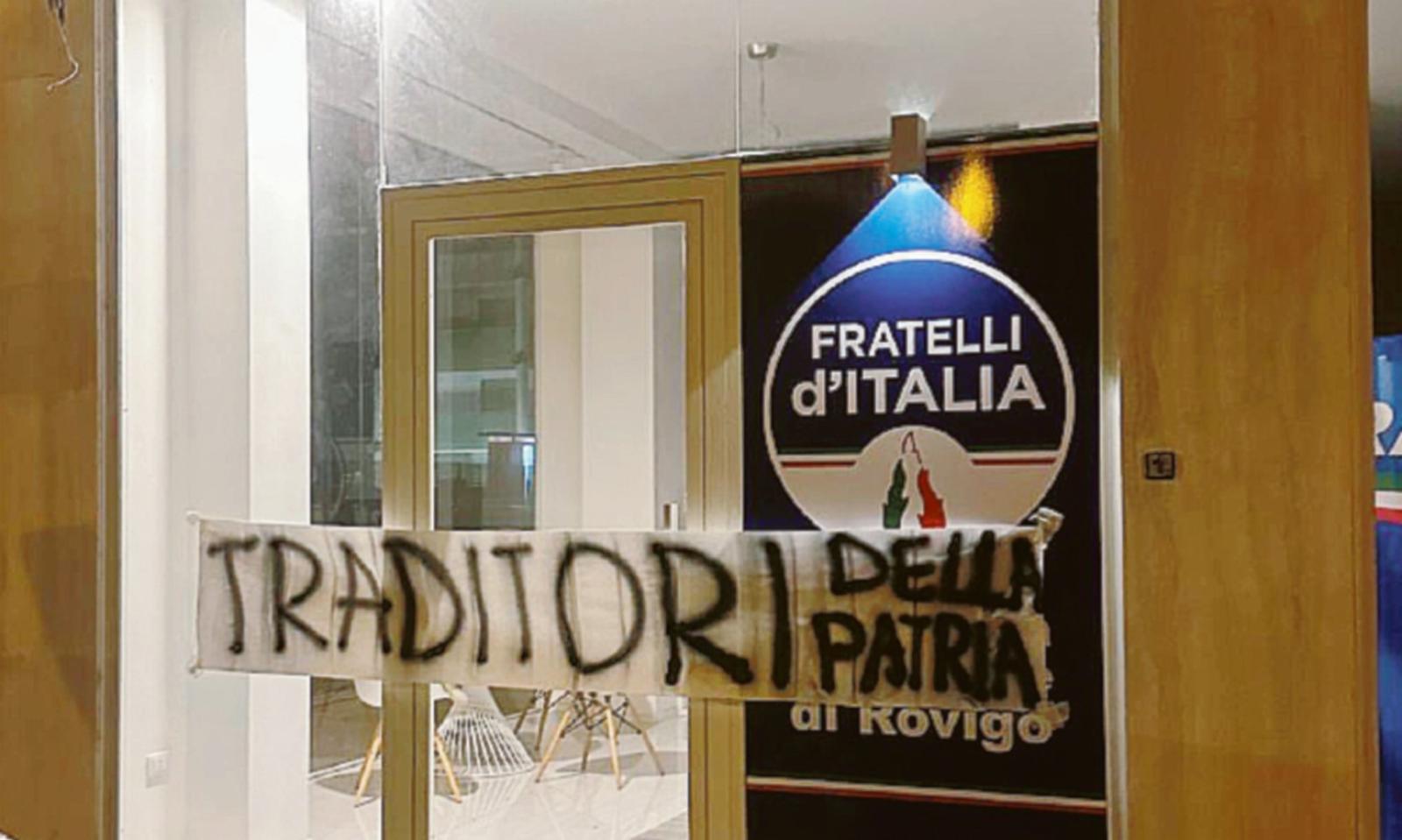 &ldquo;Traditori&rdquo; ai Fratelli