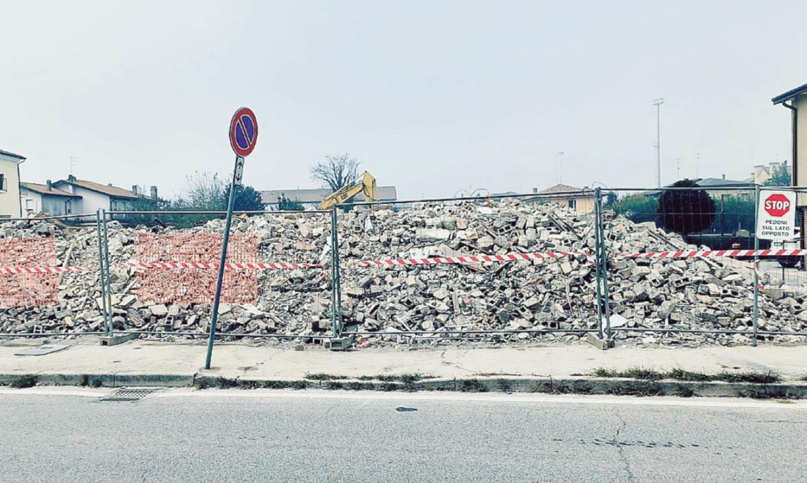 Addio centro sociale, tutto gi&ugrave;