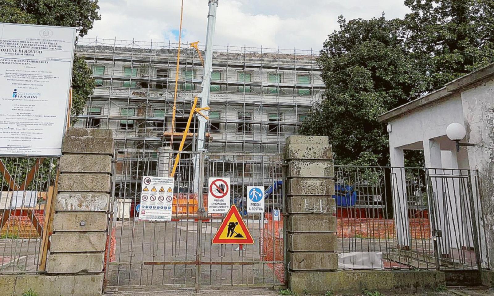 Ex Maddalena, imprevisto amianto