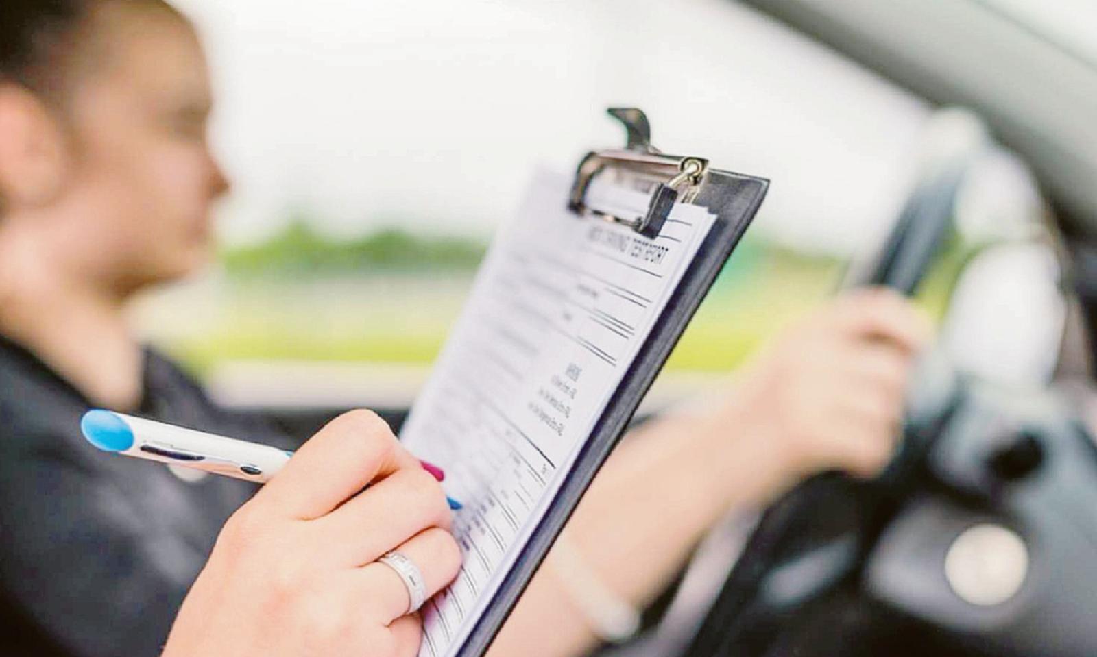 La patente con tempi da lumaca