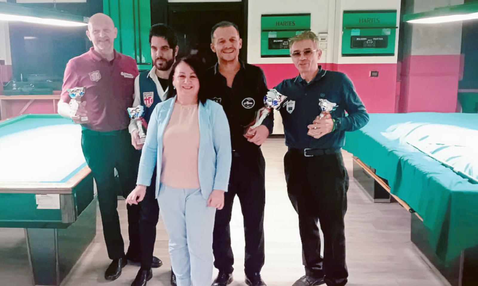 Cavallari &egrave; il re del tavolo verde