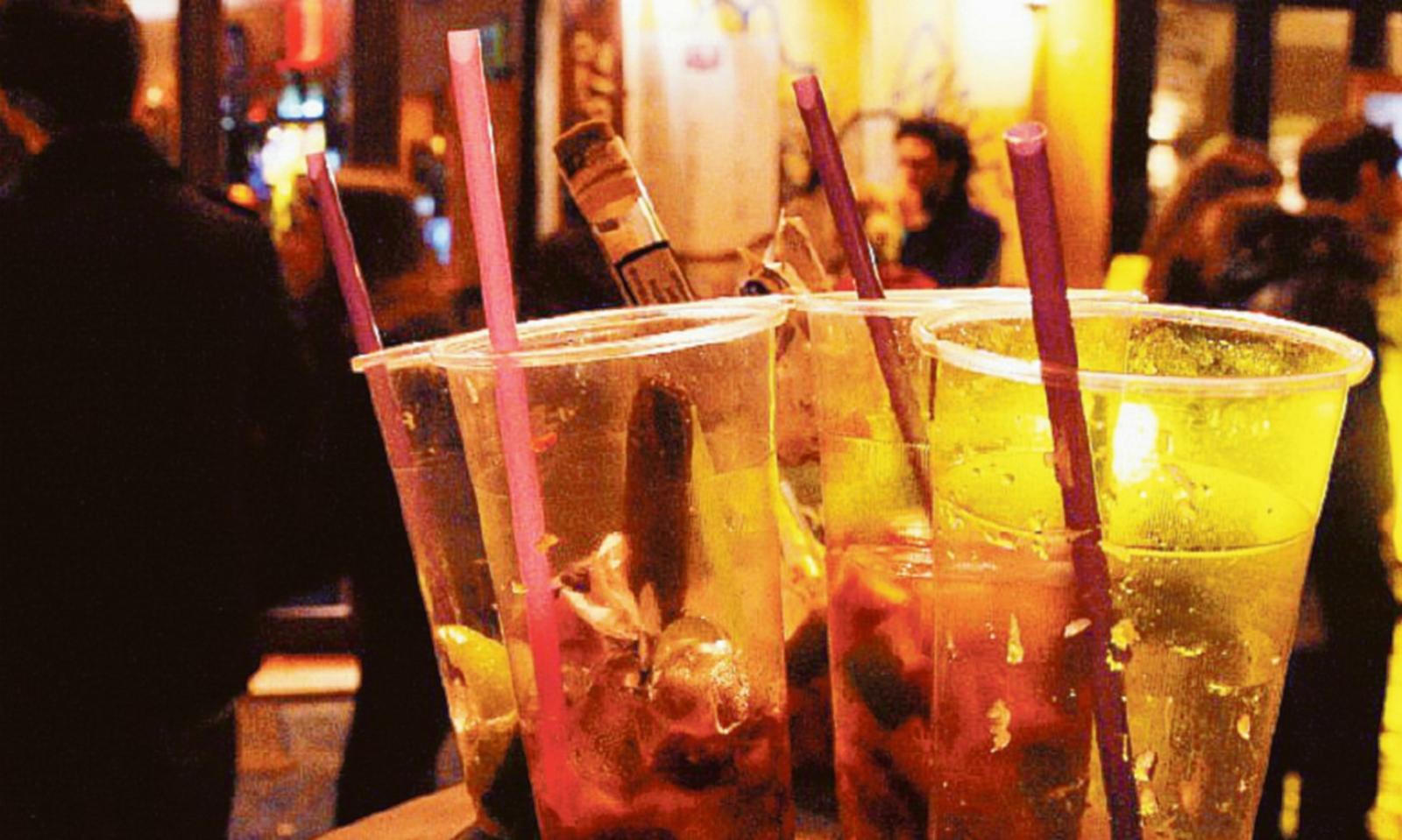 Movida, retromarcia del Comune