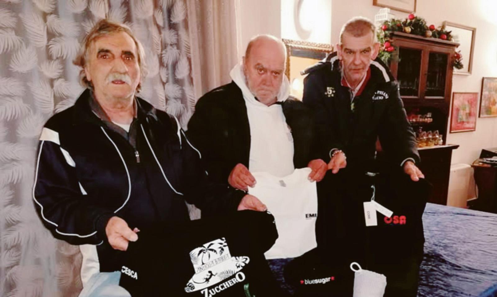 Casa di Abraham, i doni di Zucchero