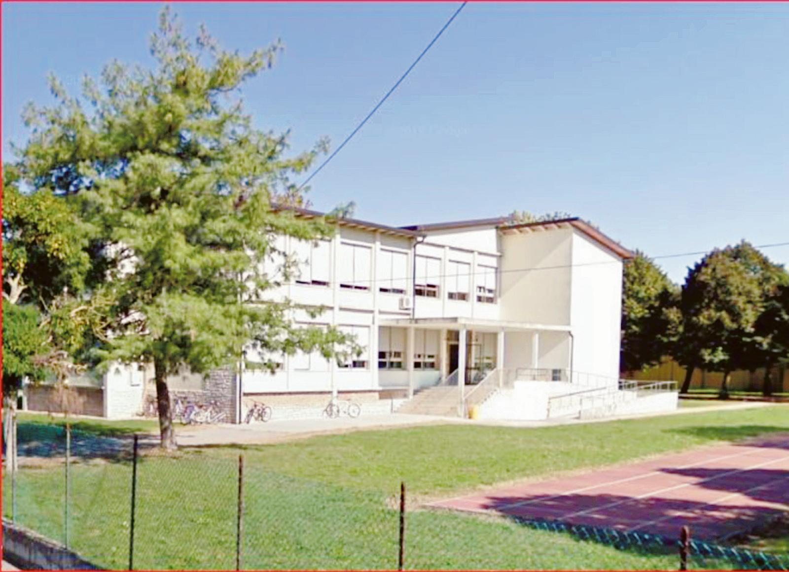 Il sindaco: &ldquo;Presto riapriranno le scuole&rdquo;!