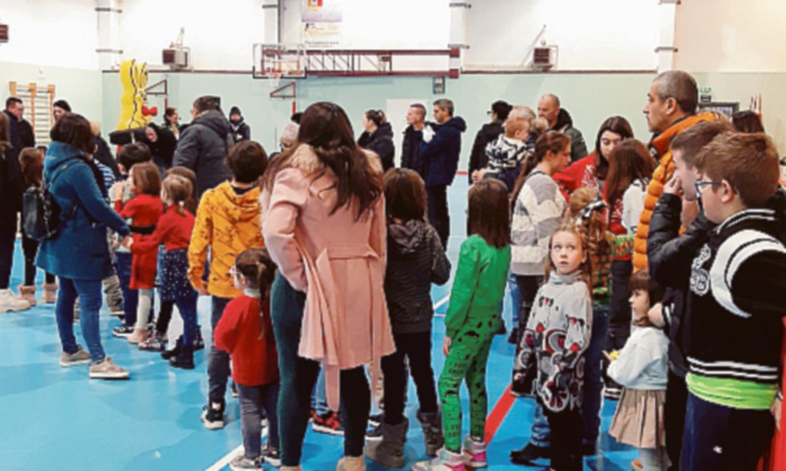 La Befana abbraccia l&rsquo;Aics