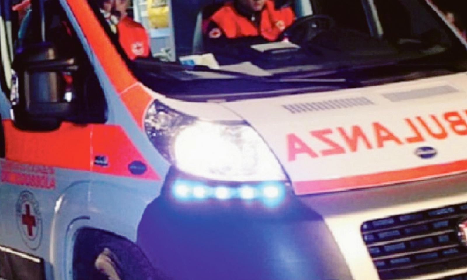 Botte tra stranieri ubriachi, uno in ospedale