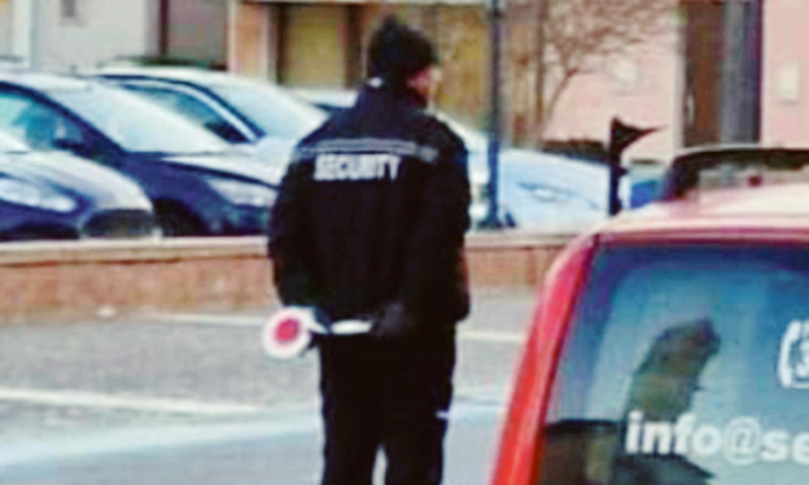 &ldquo;Hanno pensionato i nonni vigile?&rdquo;