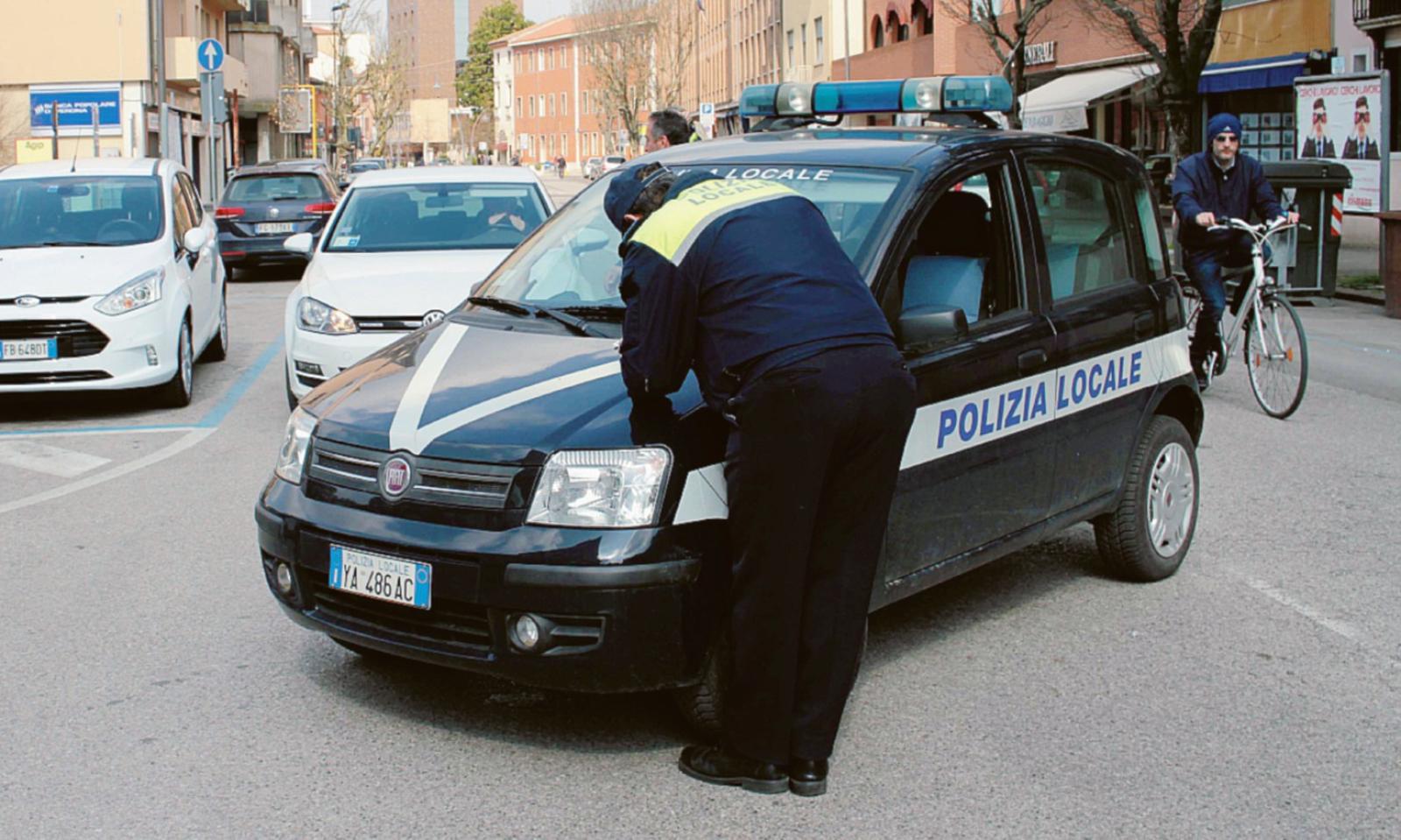 Domani torna il blocco del traffico