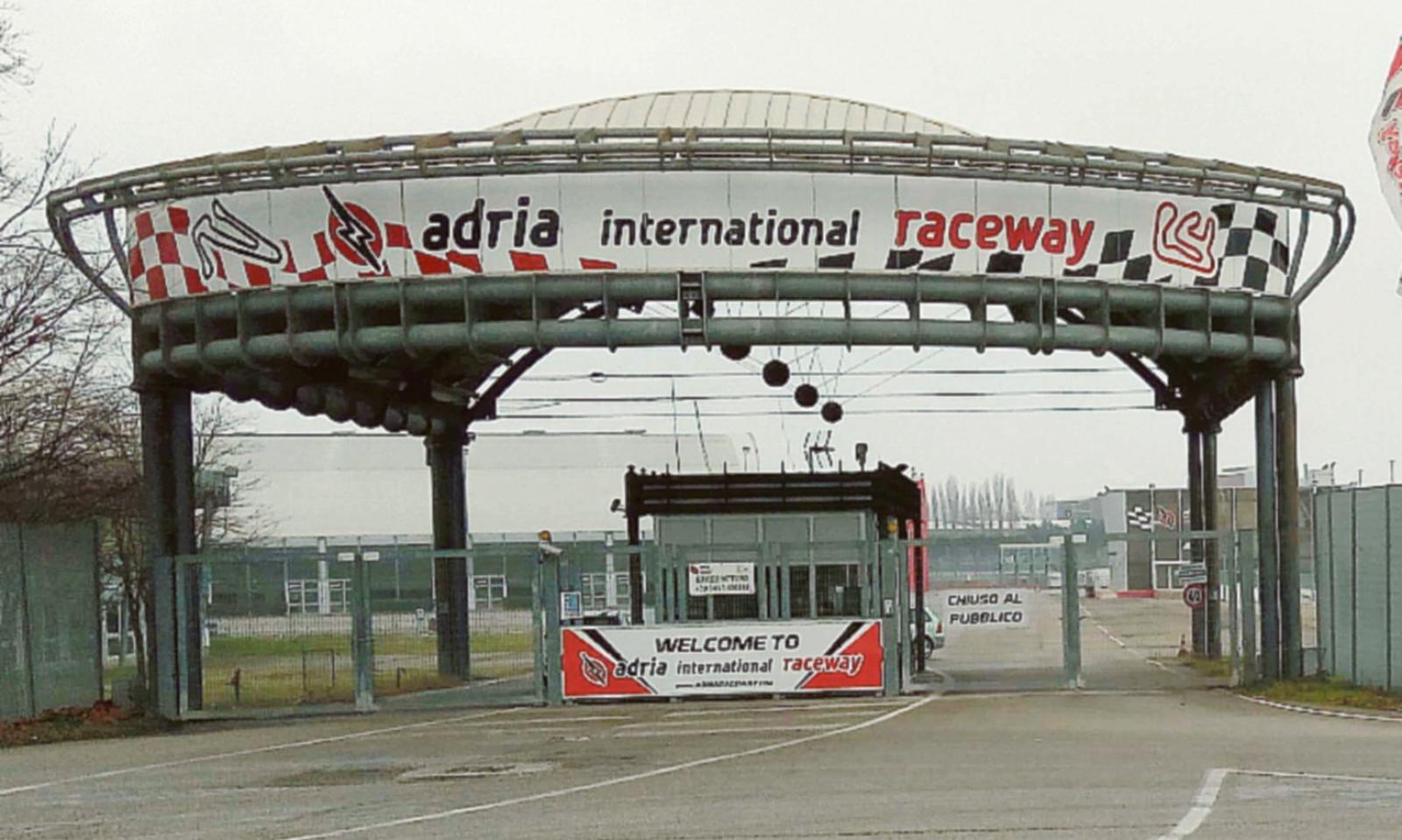 Fari puntati sull&rsquo;autodromo