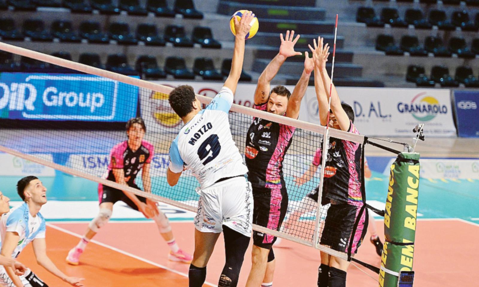 Delta Group, vittoria va di tr (Aversa)