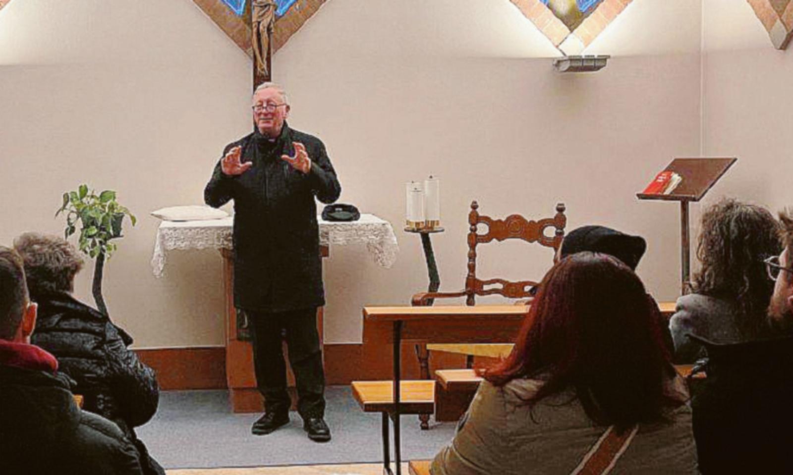 Il vescovo incontra anziani e malati 