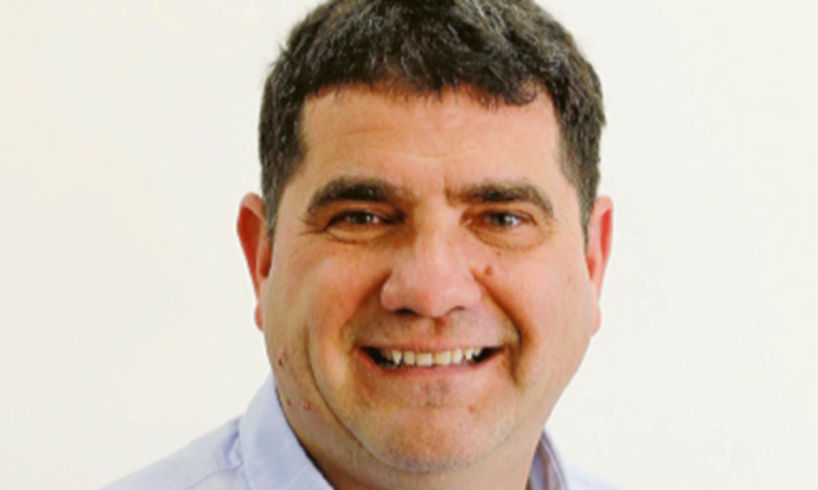 Il paese si illumina... di meno 