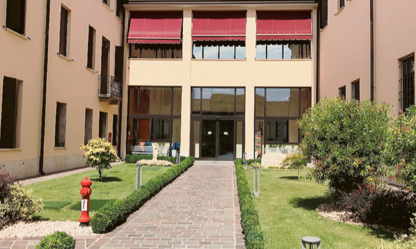 Csa, la retta sale di un euro al giorno