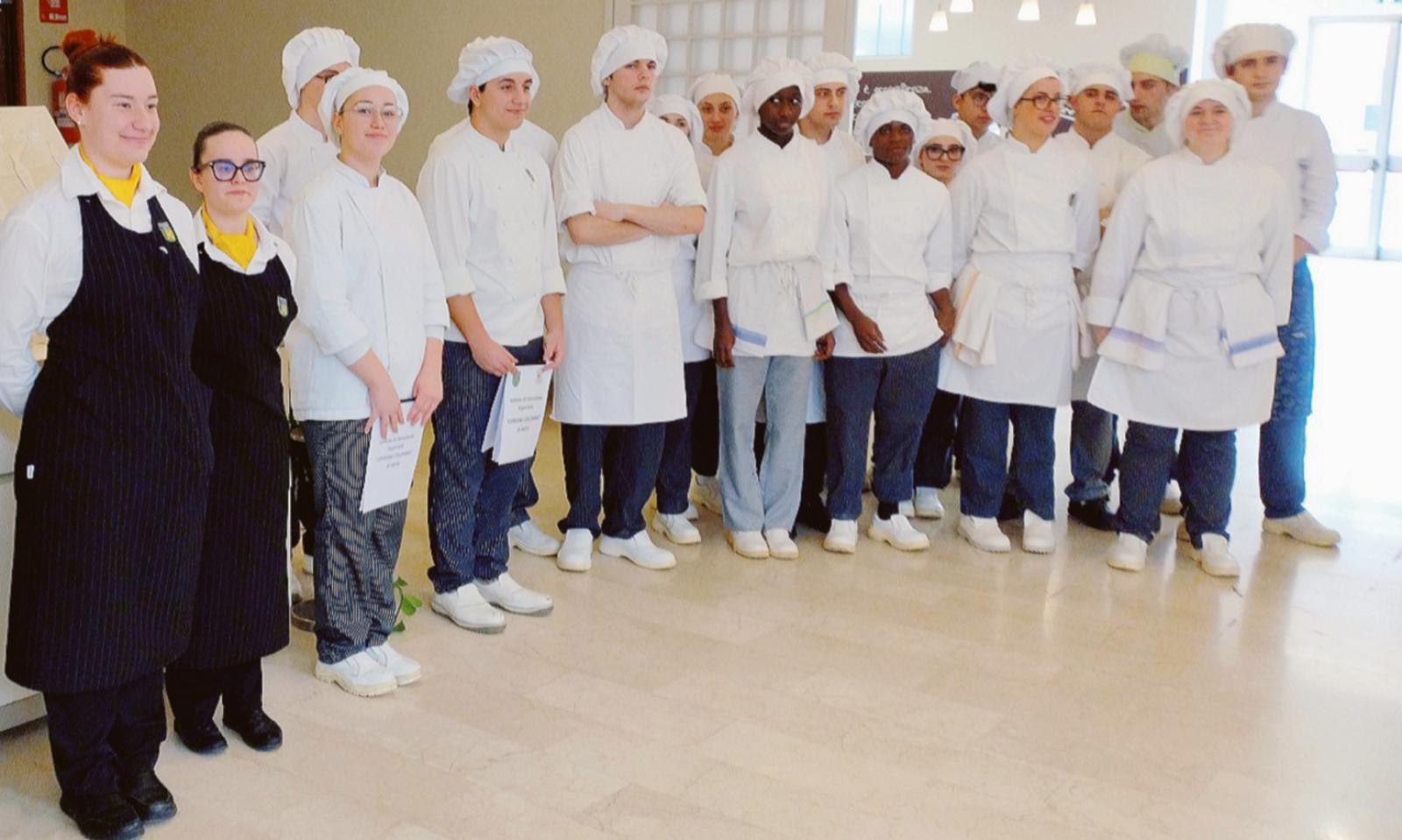 Il pranzo con gli etruschi emoziona