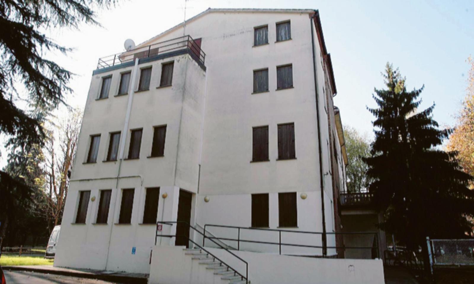 &ldquo;AS2 &egrave; in crisi, fate subito qualcosa&rdquo;