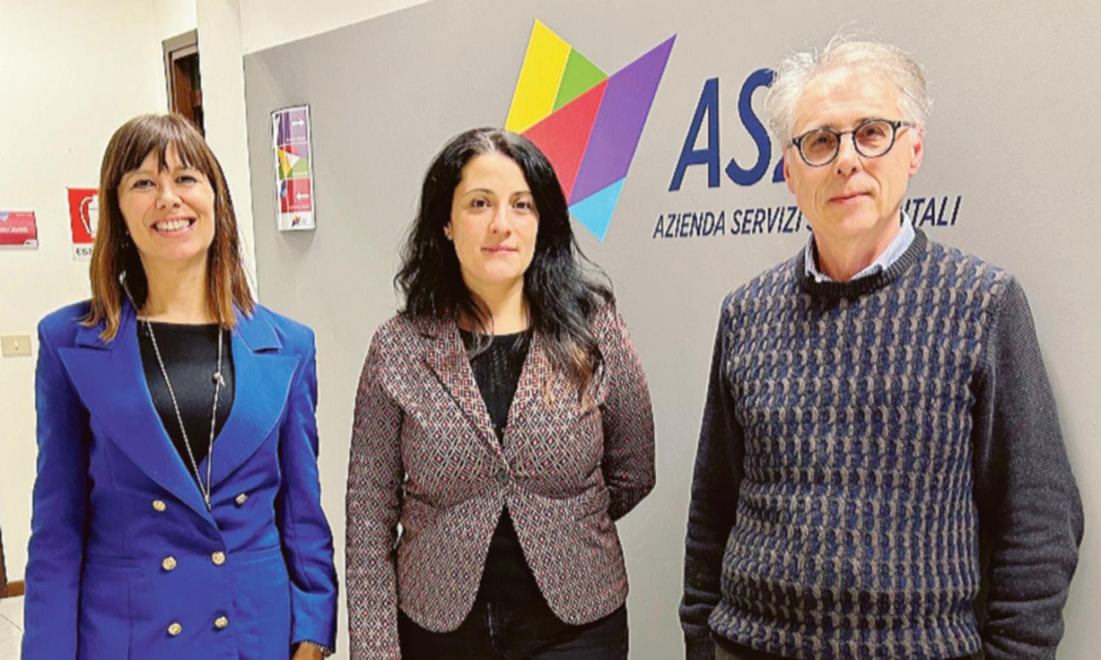 As2, cortocircuito sul direttore