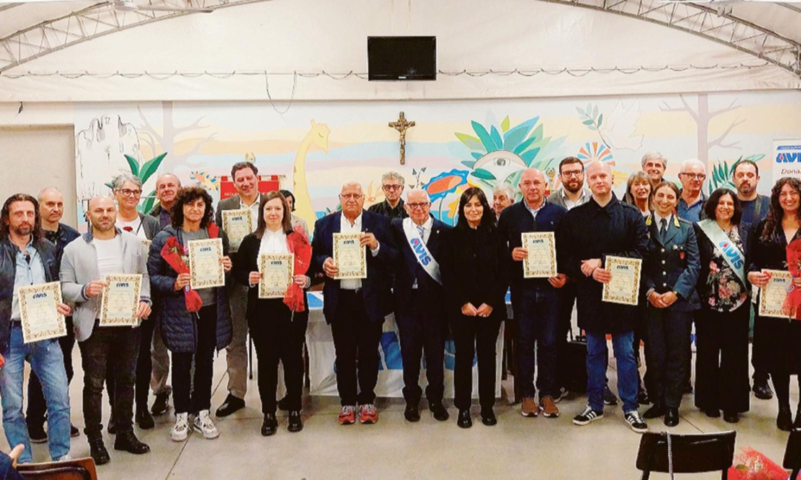 Sara Simeoni guida i donatori Avis