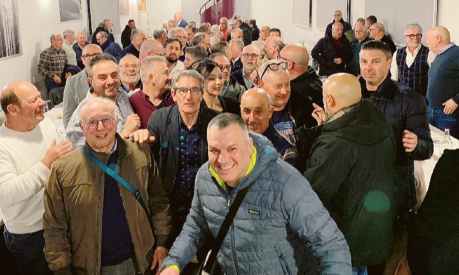 Nostalgia, ricordi e cena per gli ex della Silvestri