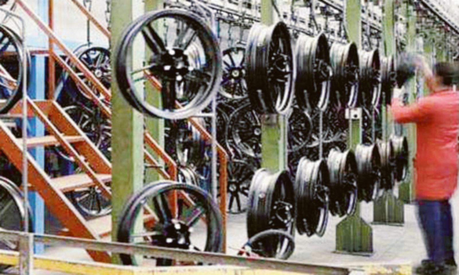 Studenti imparano il lavoro in Tmb