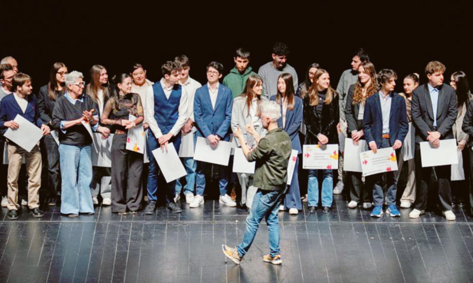 Premiati i ragazzi pi&ugrave; studiosi