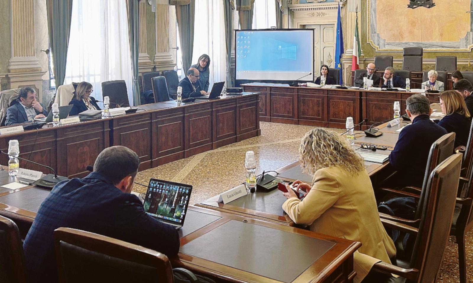 La Provincia chiude il pozzo derivati