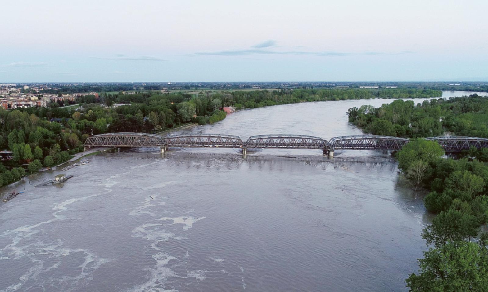 La piena del Po controllata a vista