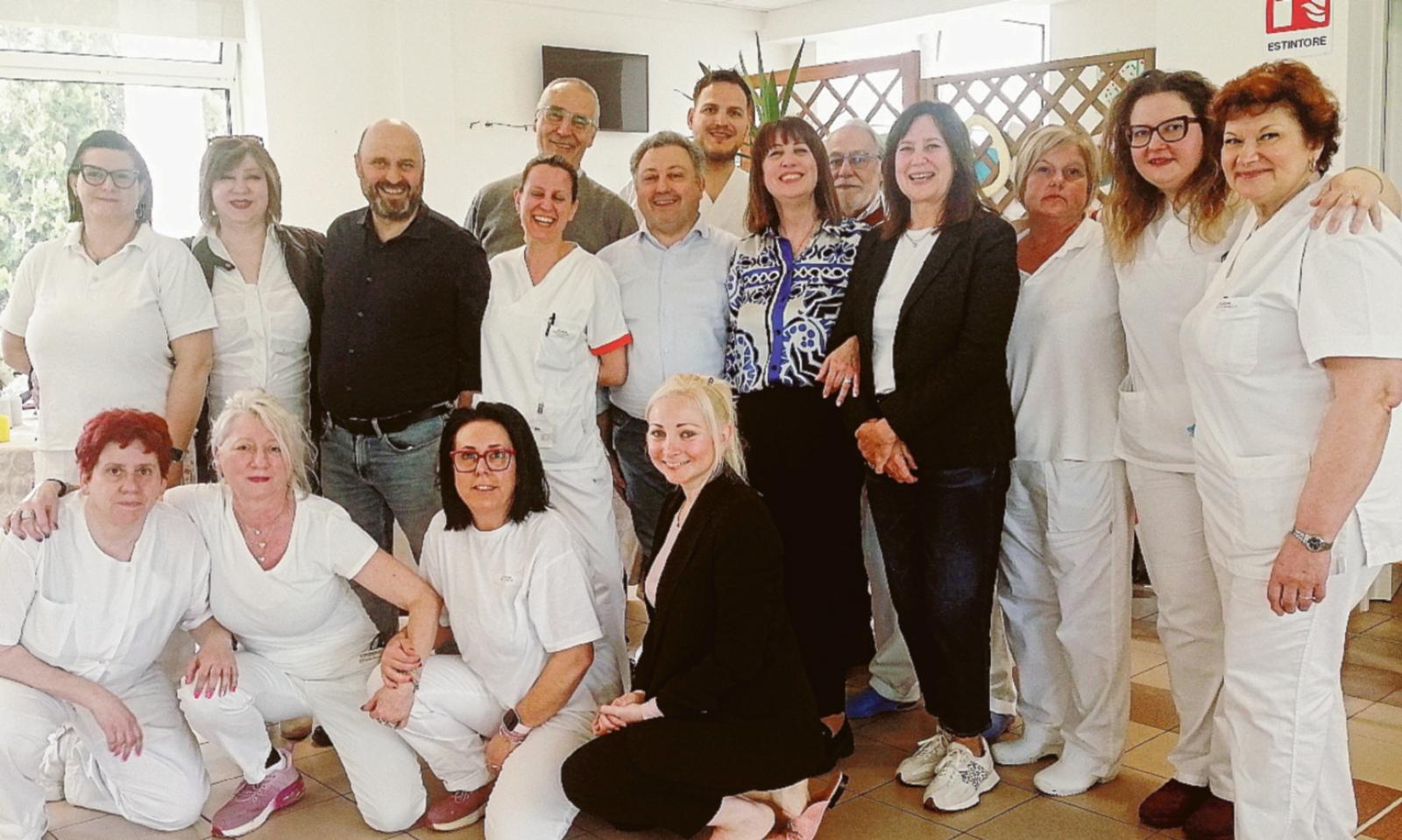 Il sindaco ha suonato per i nonni