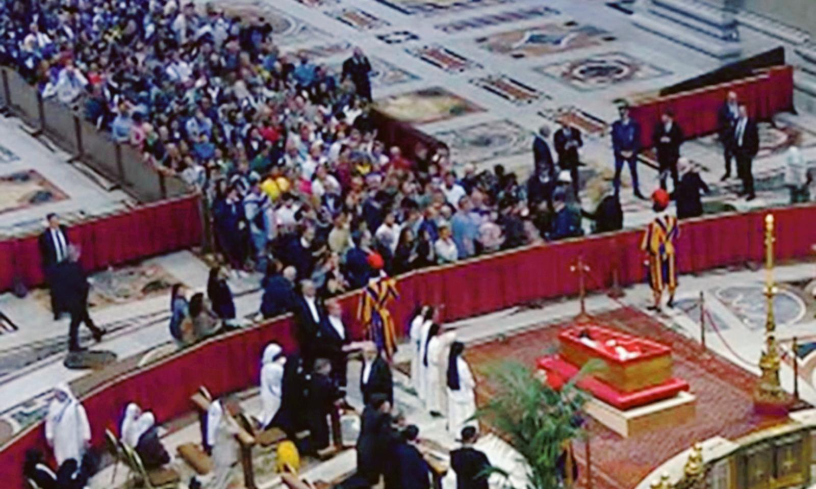 400 polesani per l'ultimo saluto