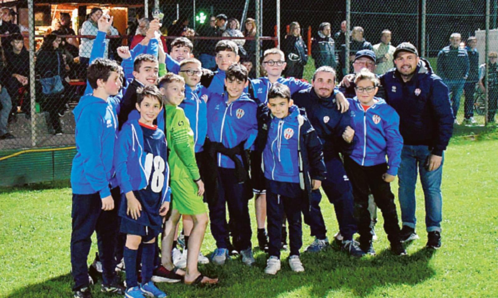 Tutti in campo per Daniele