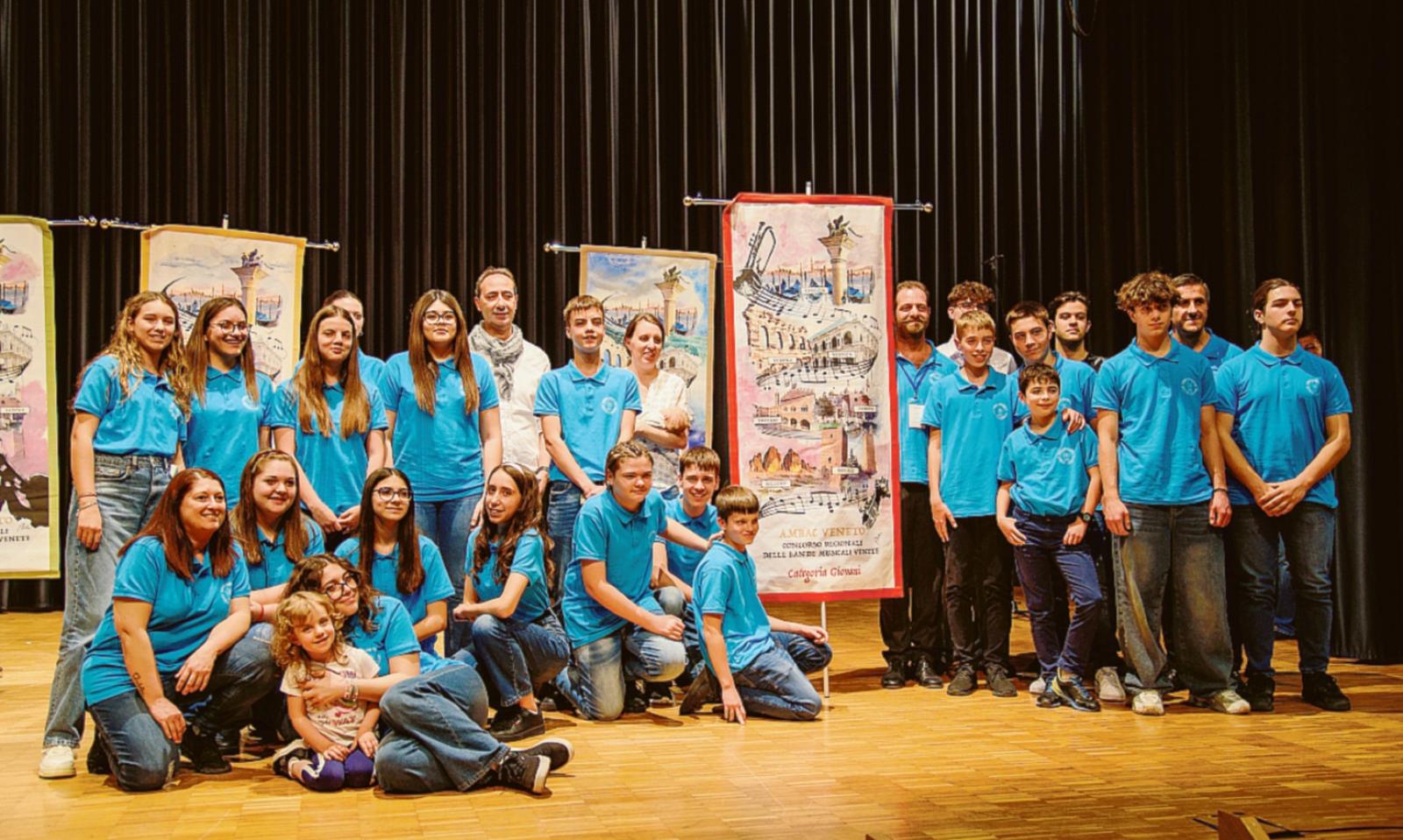 Musica e talento salgono sul palco