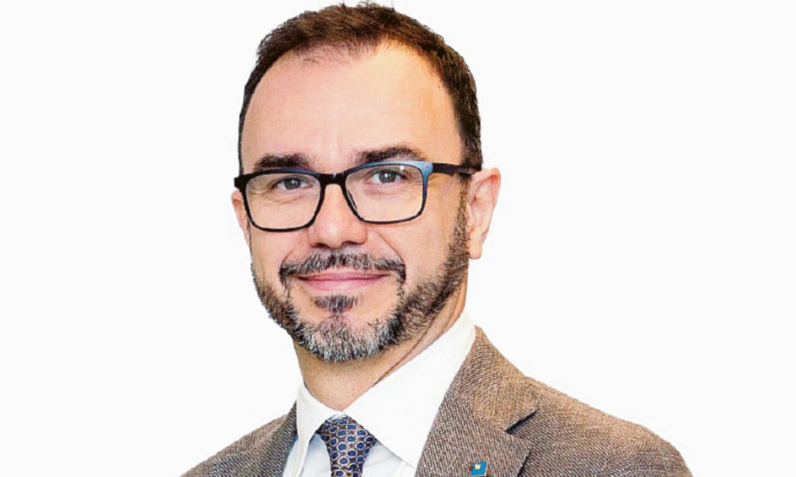 Un piano strategico per rafforzare il rapporto con imprese e famiglie