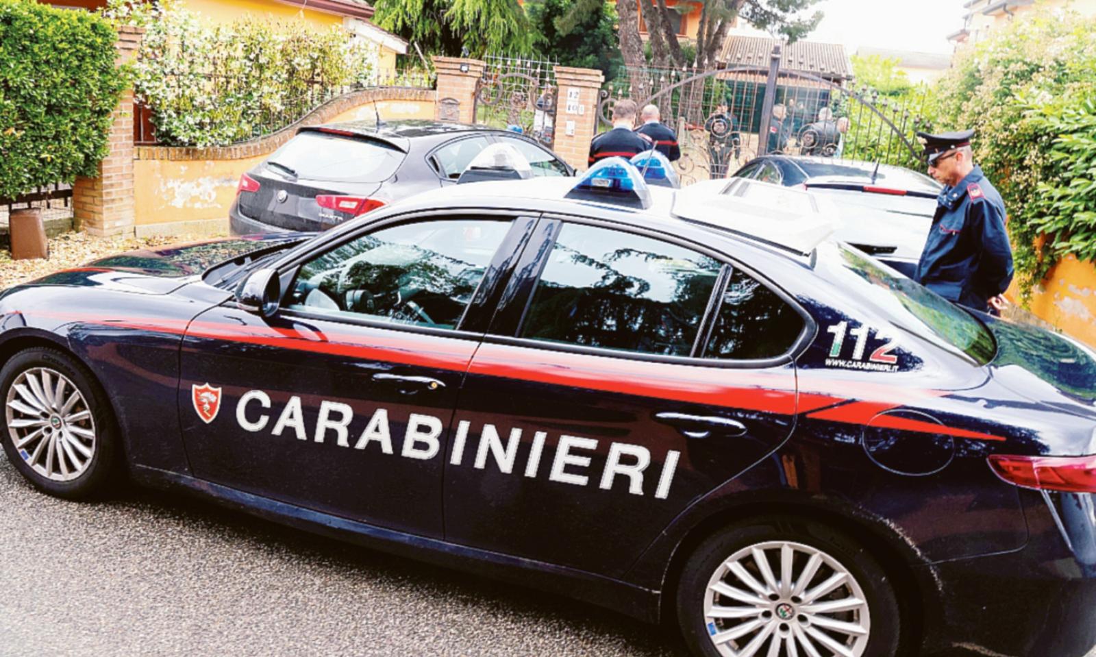 &ldquo;Massimo &egrave; distrutto dal dolore&rdquo;