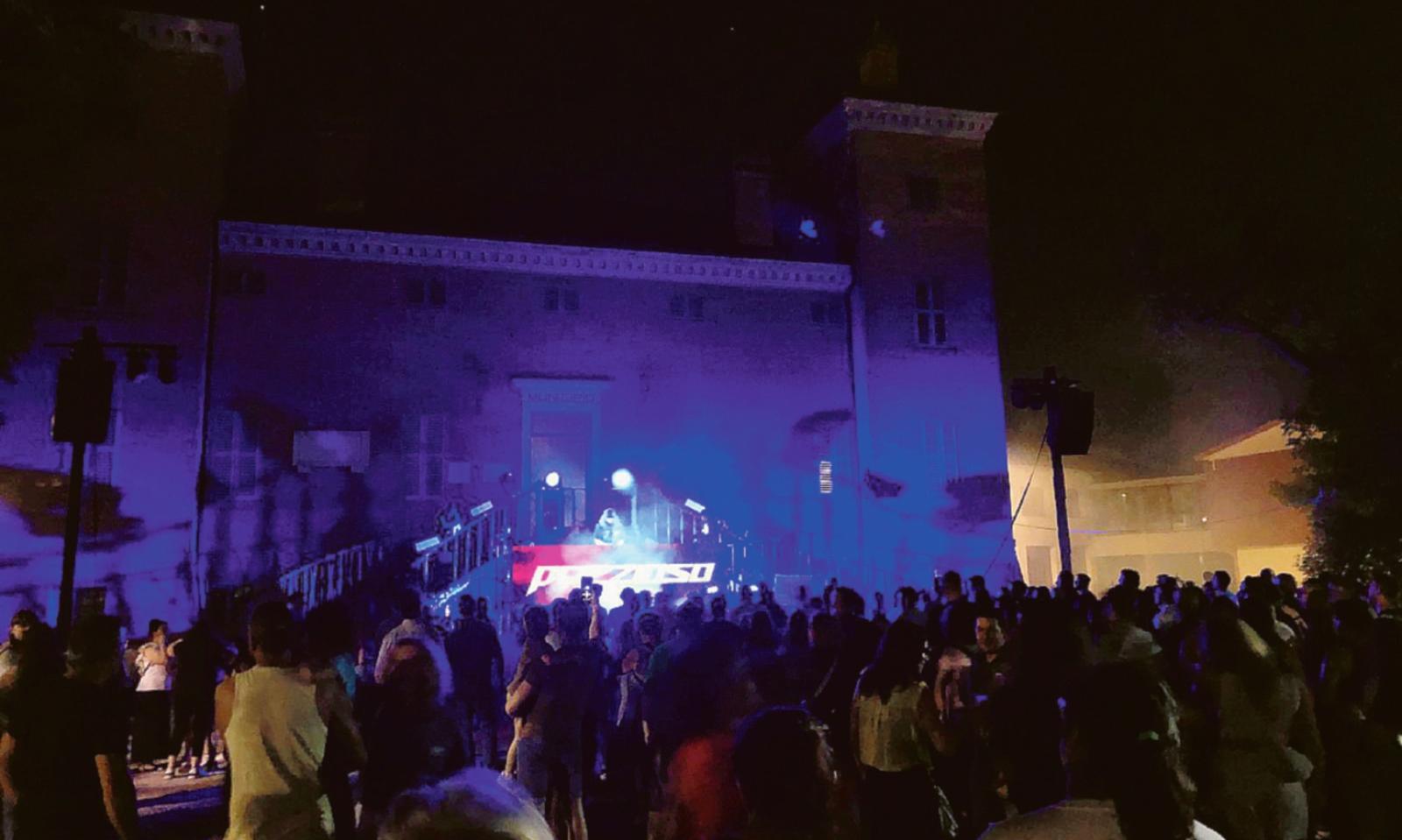 Dj Prezioso infiamma il pubblico