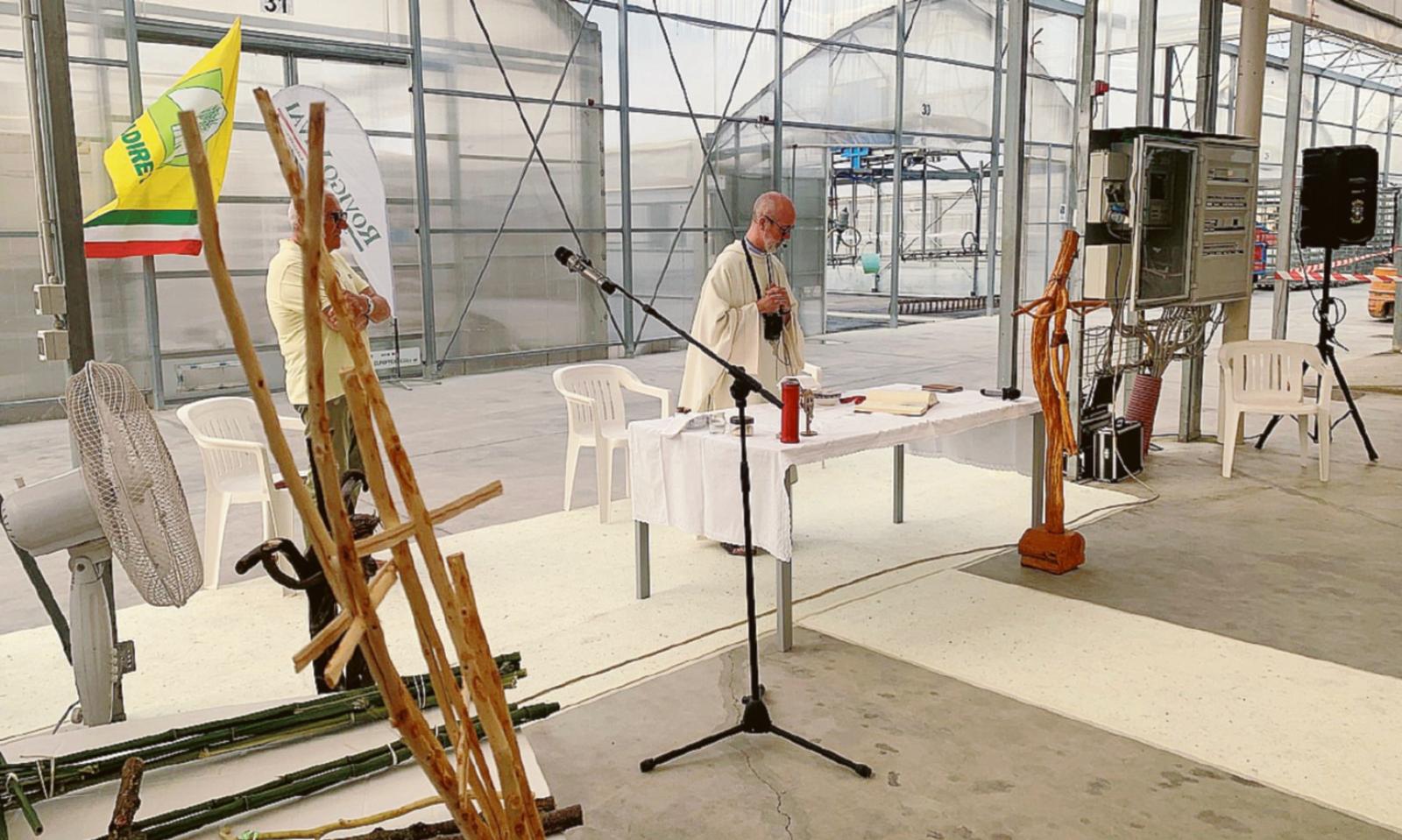 Croci di rami per favorire i raccolti