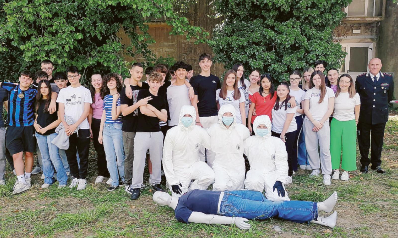 In classe con i carabinieri del Ris