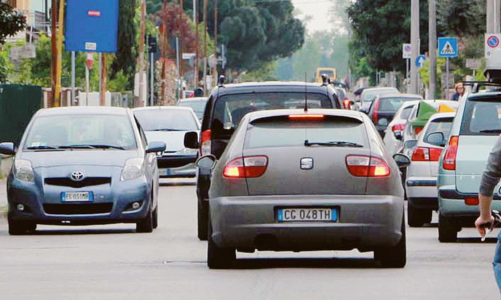 15mila auto dovranno fermarsi