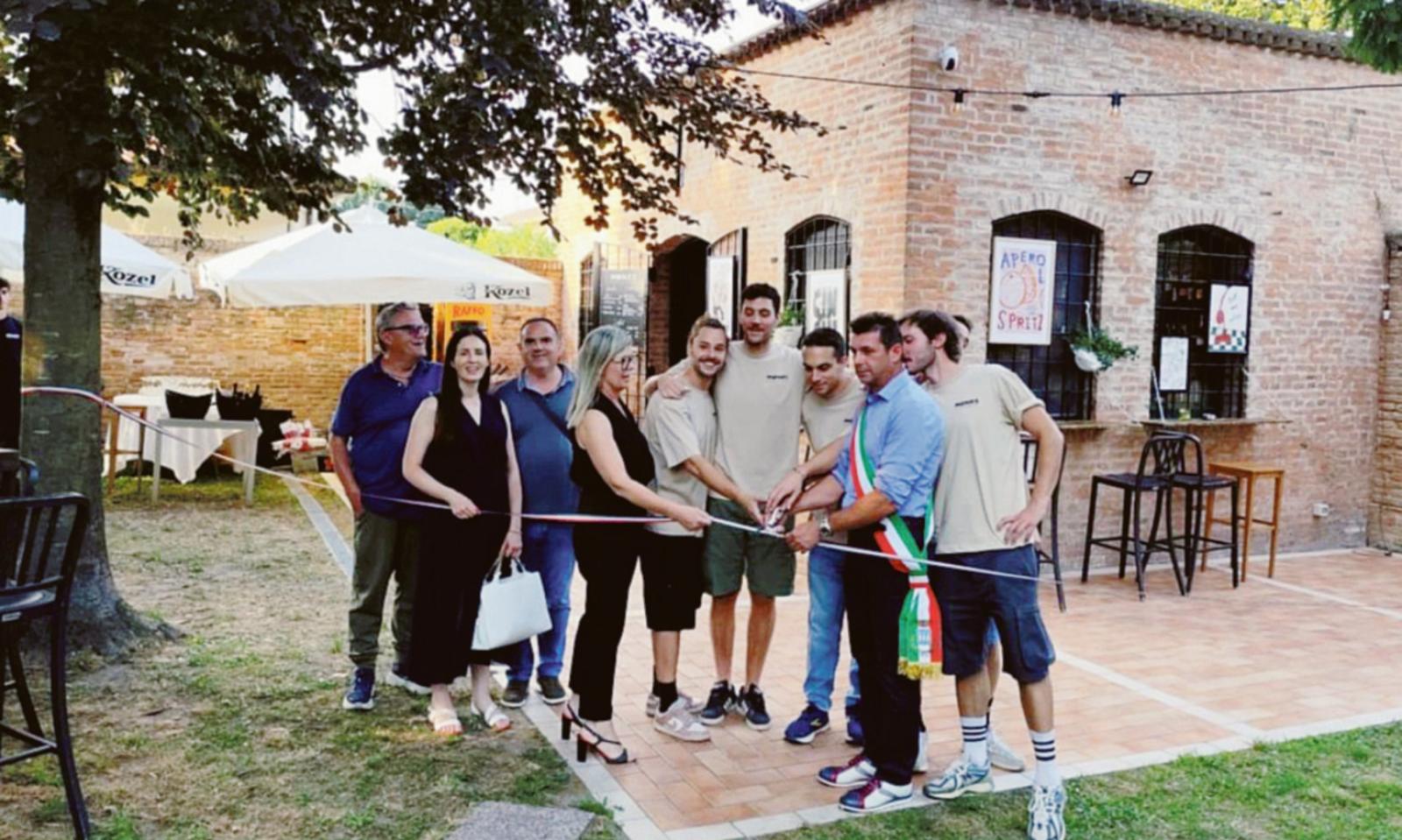 Il nuovo bar riaccende il parco della Vangadizza
