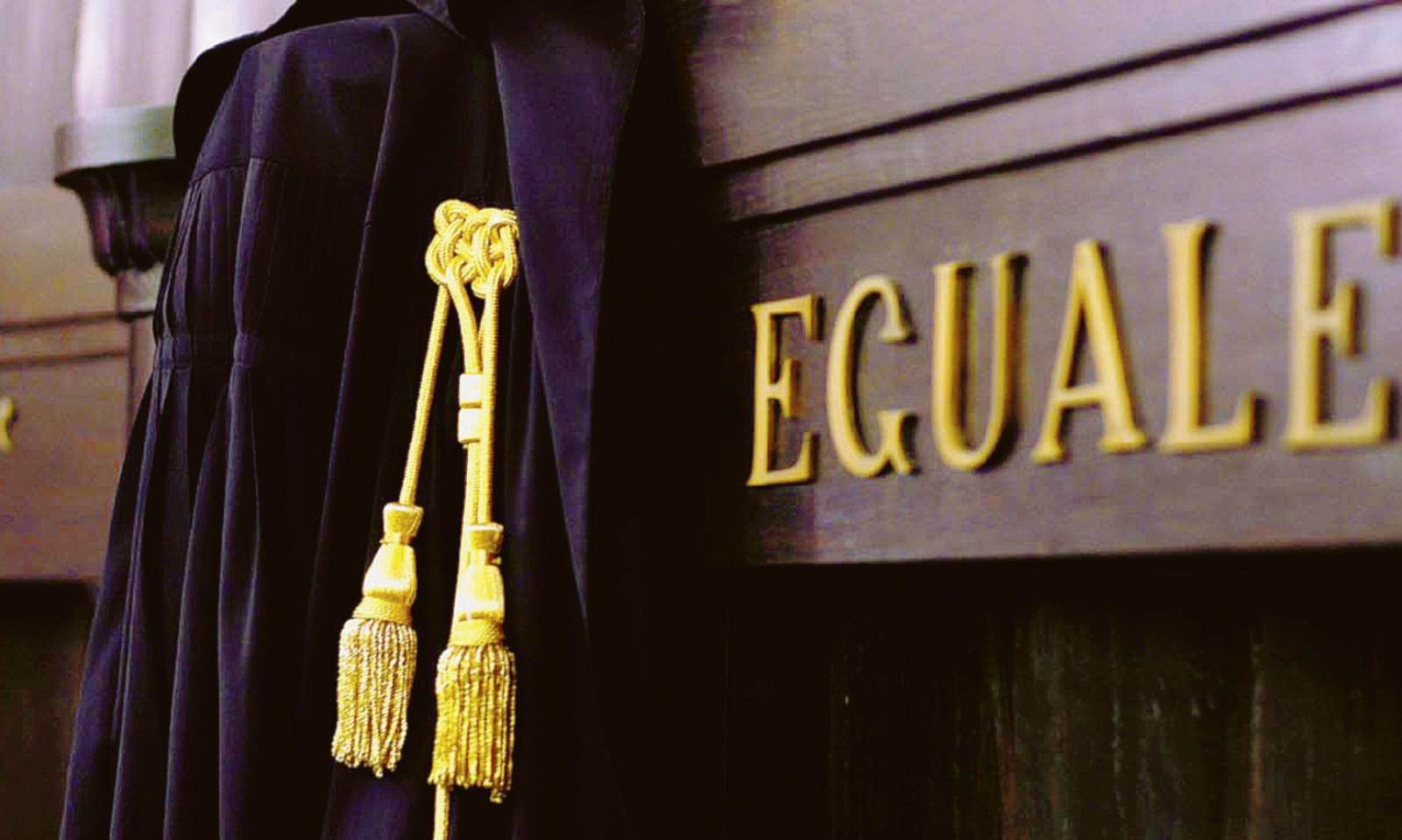 Scandalo e condanne in Tribunale