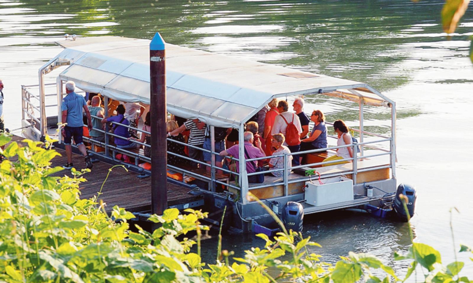 Note blu lungo il fiume di mezzo