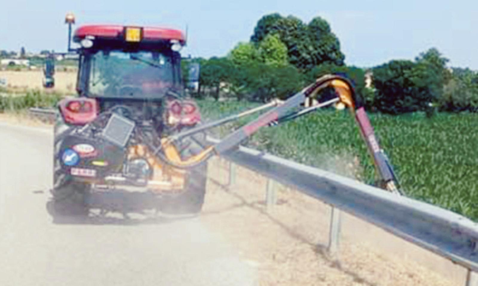 Sfalcio erba, il piano entra nel vivo
