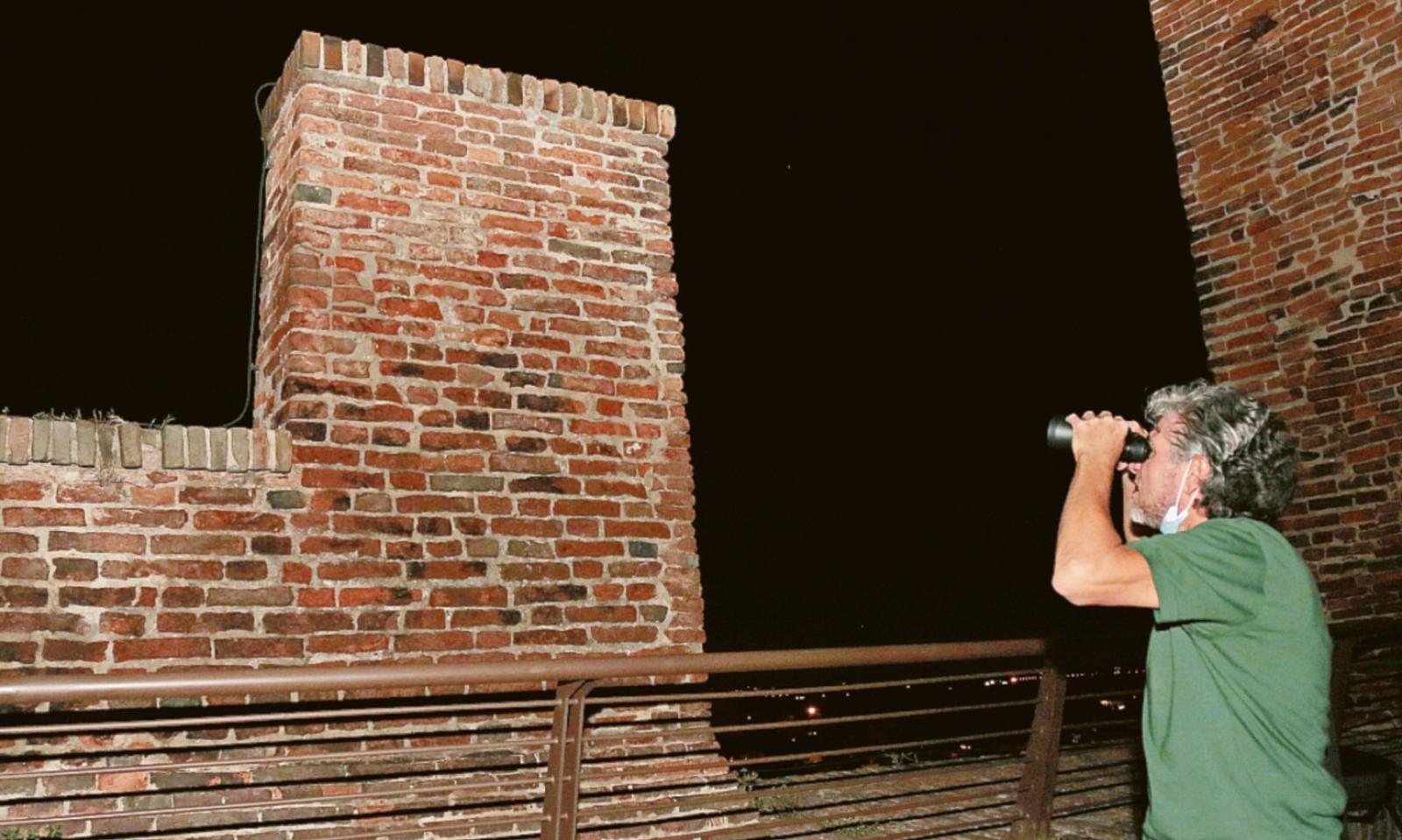 Si punta dritto alle stelle