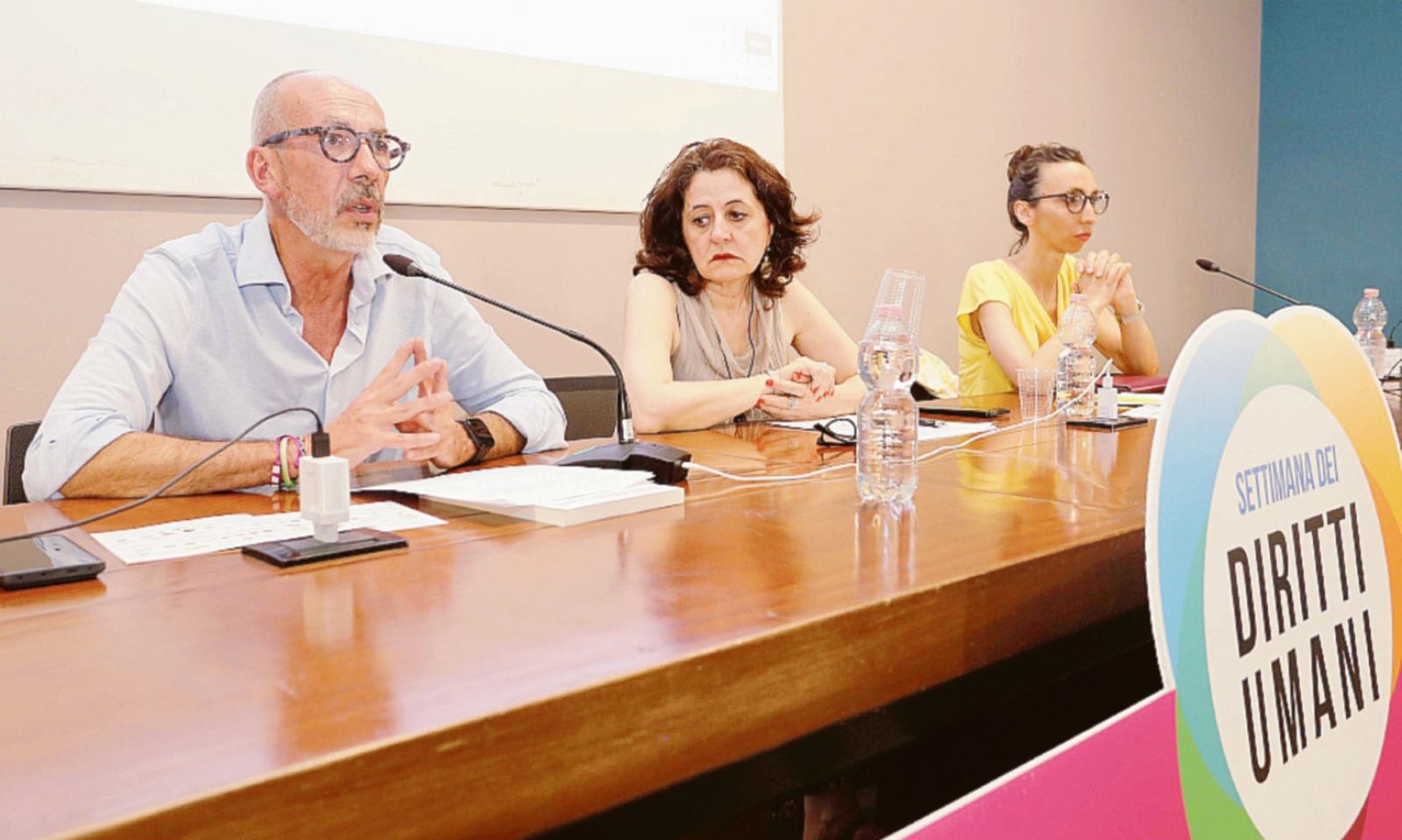 La presidente di Amnesty Italia Bonetti ha lanciato l&rsquo;allarme: &ldquo;Logiche egoistiche degli Stati&rdquo;