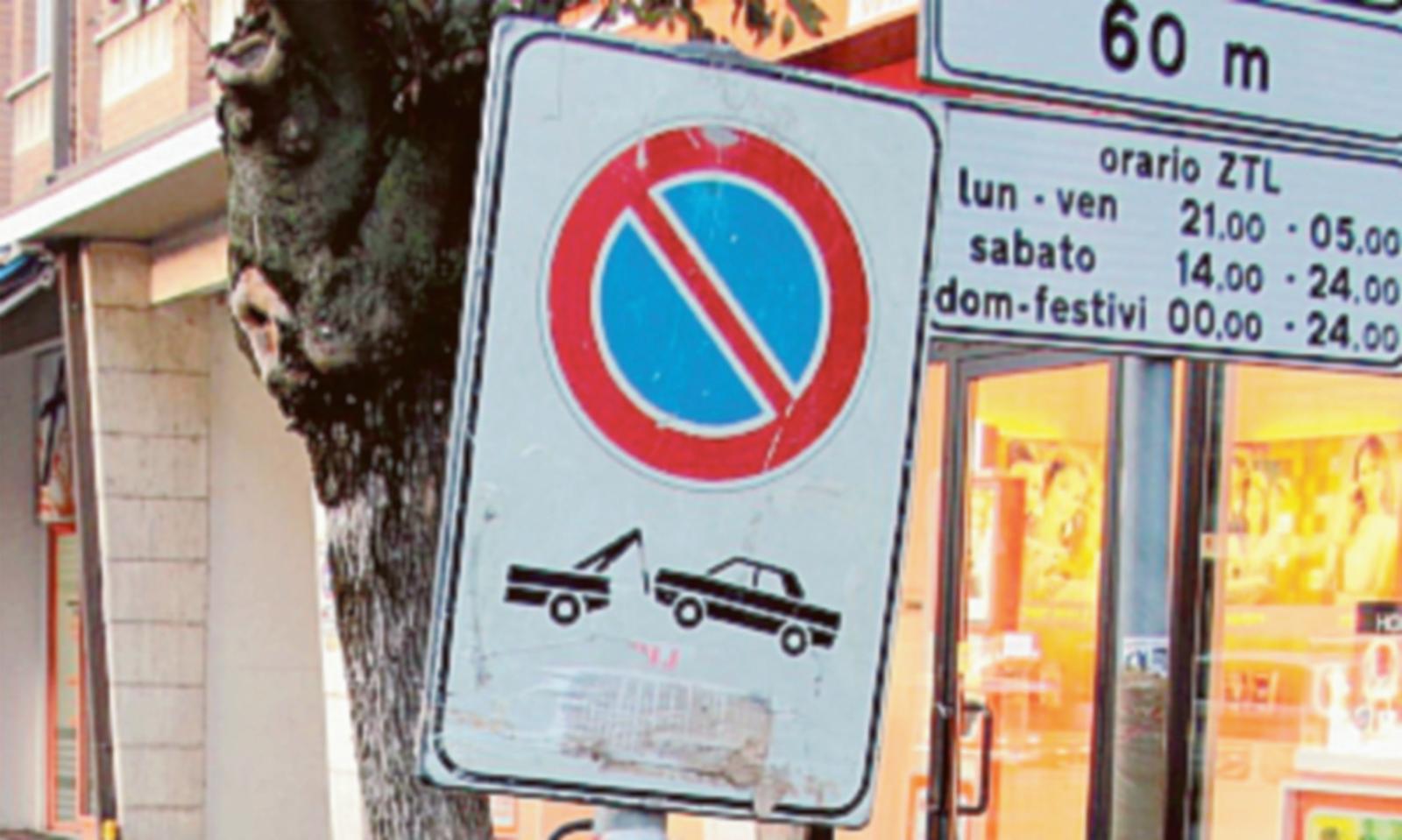 Divieto di sosta dalle 7 alle 13