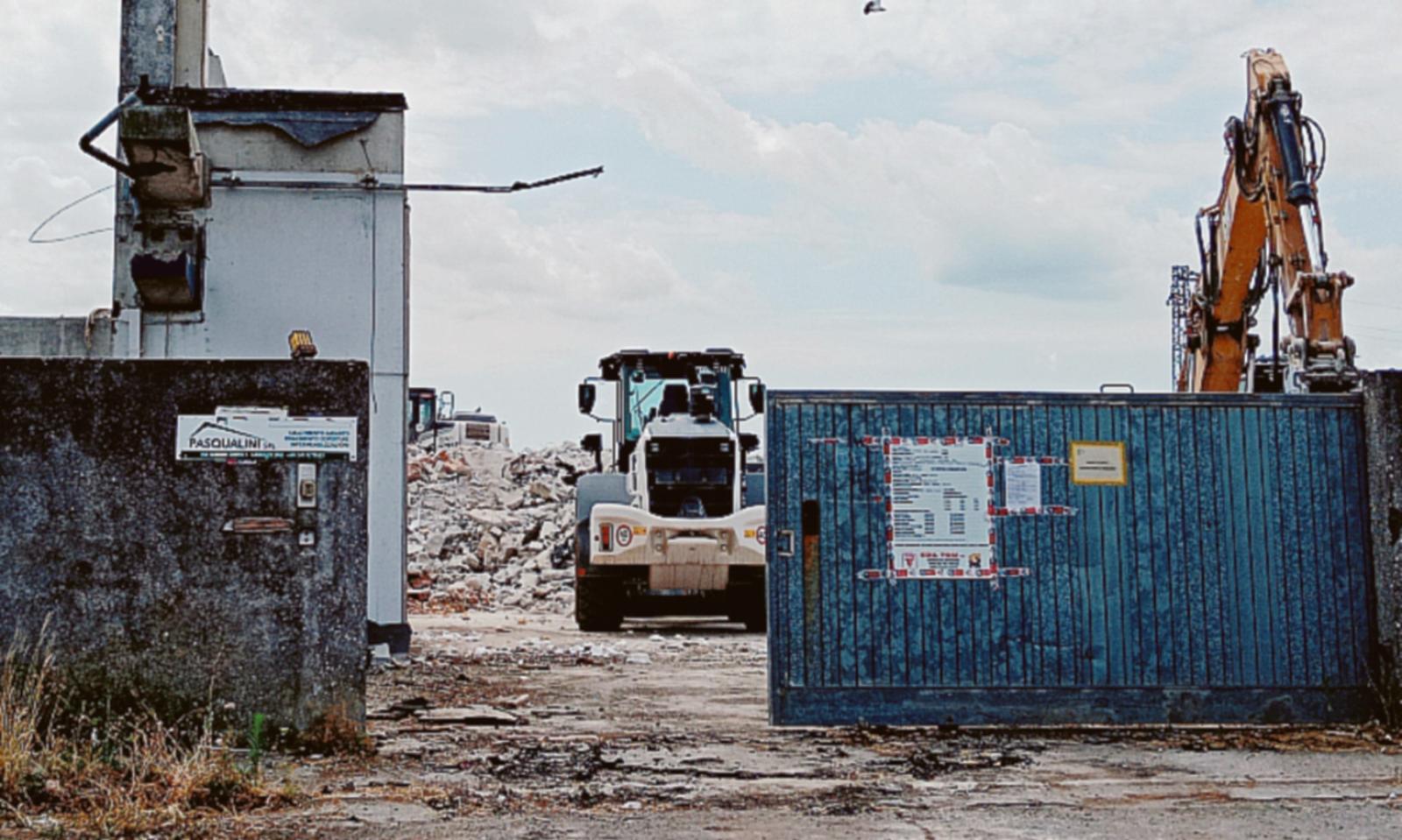 Arriva il McDonald&rsquo;s: ecco le gru