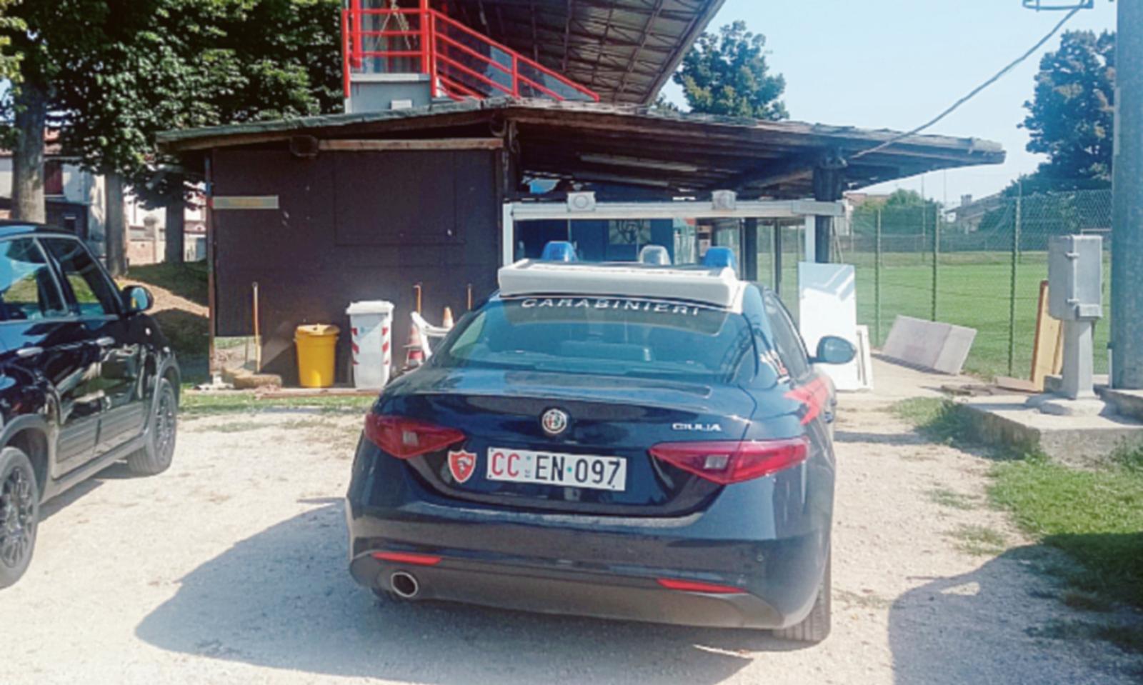 Altro colpo al campo sportivo martoriato