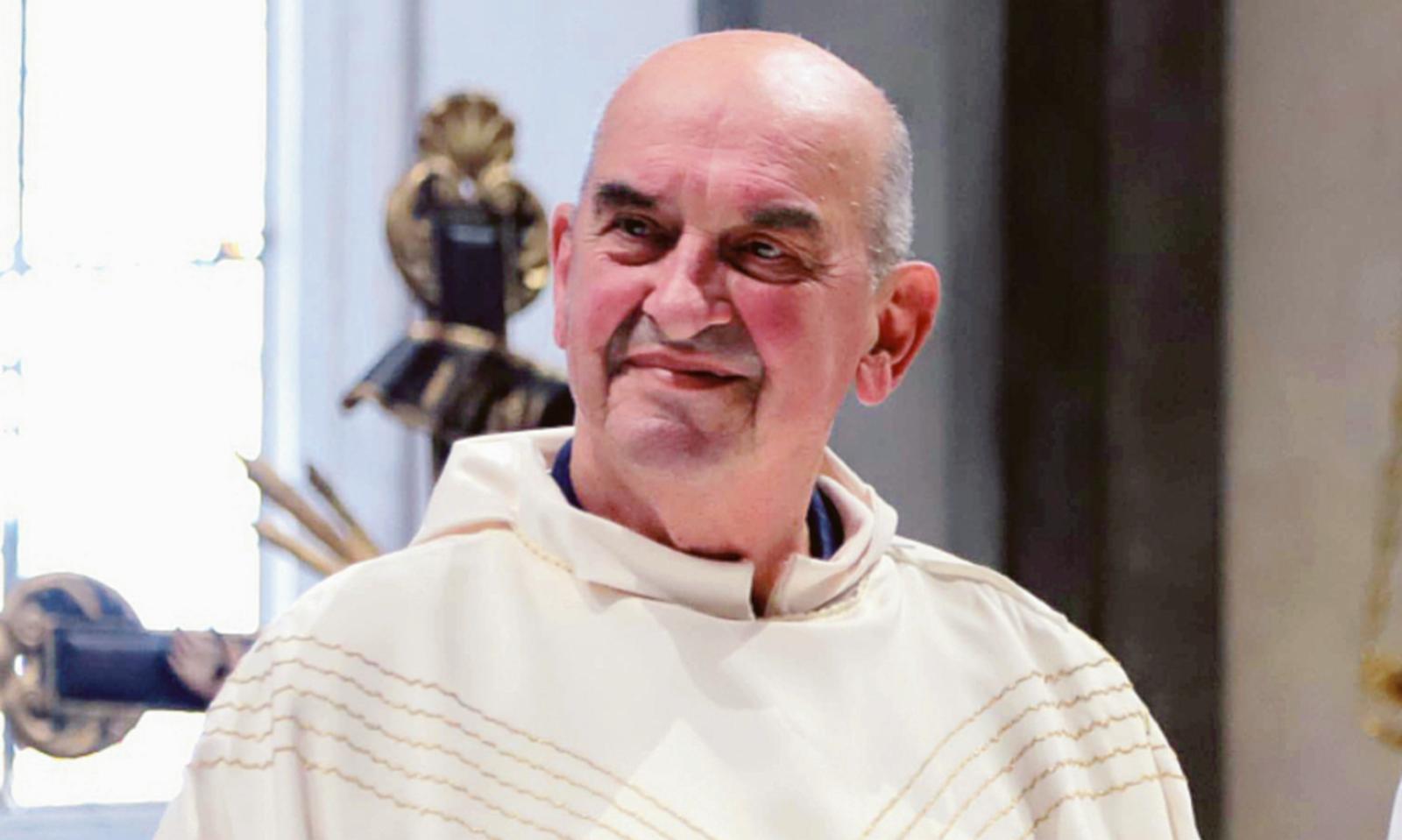 Don Vincenzo saluta Arqu&agrave; e Bosaro