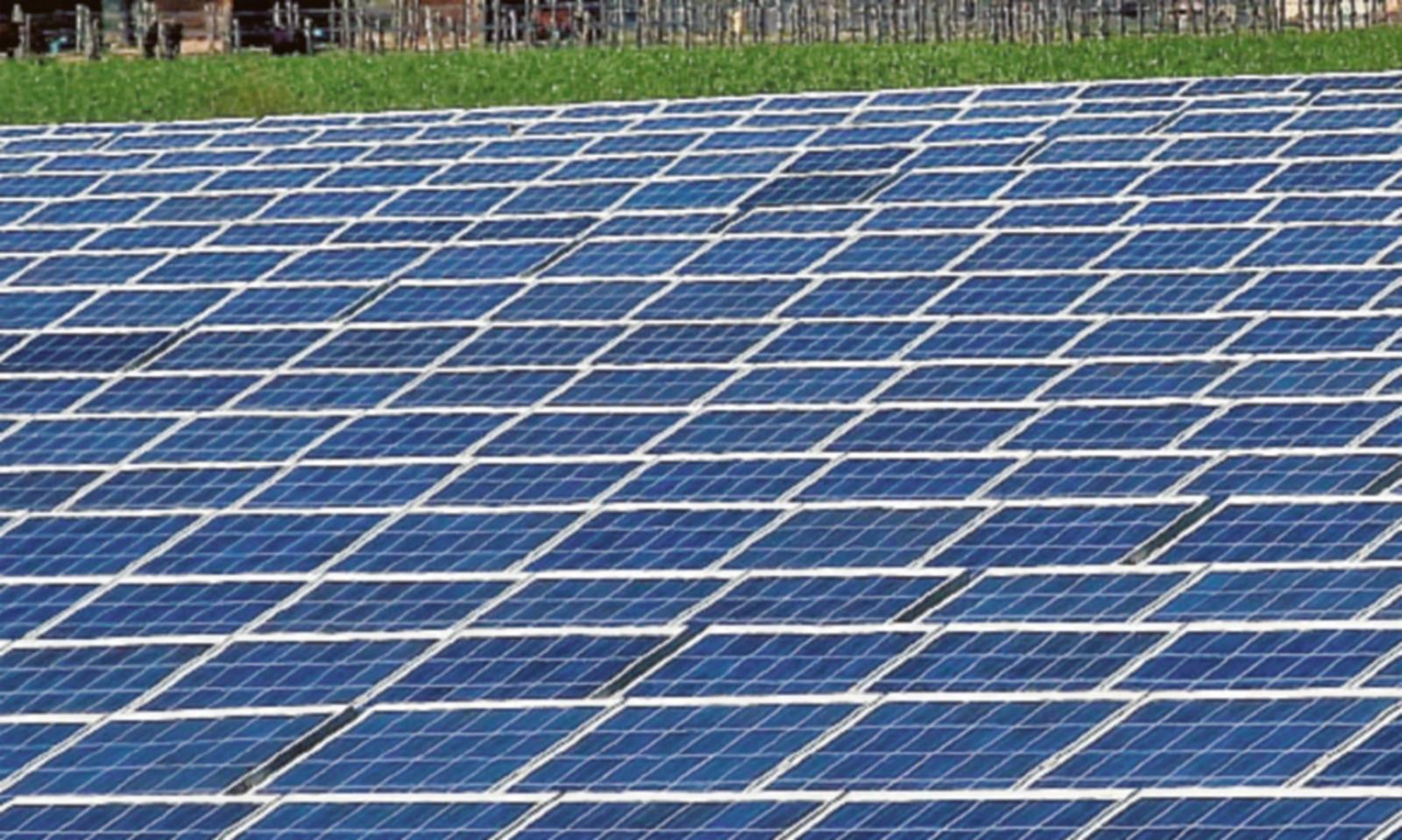 Due mozioni contro il fotovoltaico